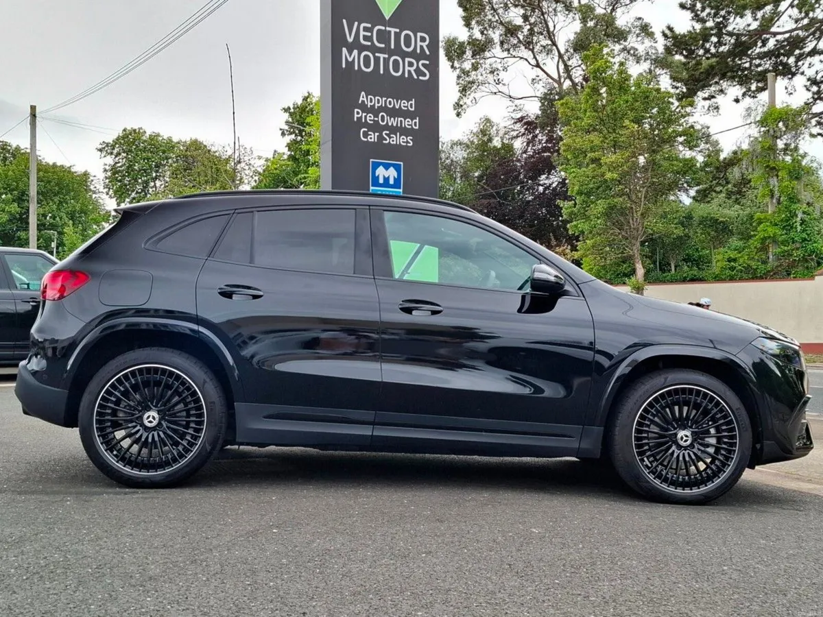 Mercedes-Benz EQA 250+ AMG LINE URBAN EDITION NIGH - Image 6