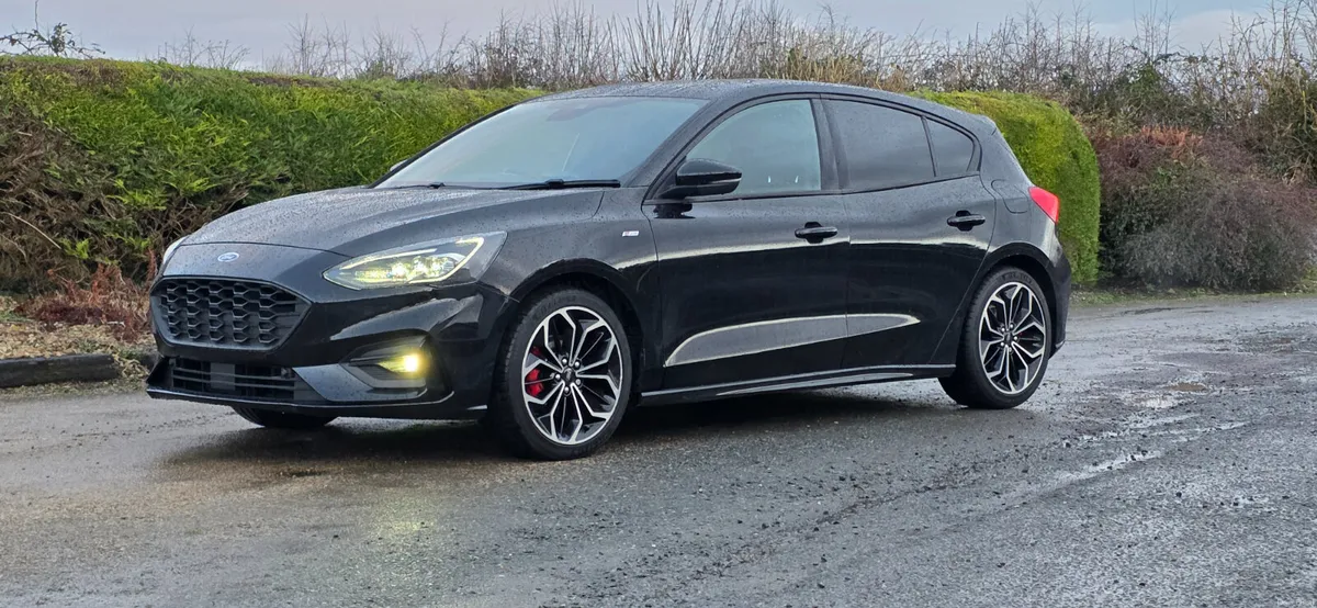 Ford Focus St Line X 2020 - Image 6