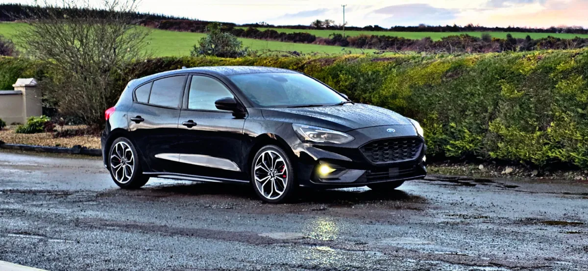 Ford Focus St Line X 2020 - Image 2