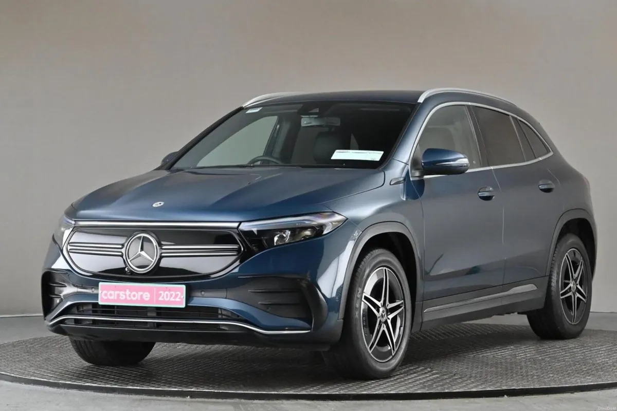 Mercedes-Benz EQA 300 AMG LINE 4MATIC 66.5 KWH - Image 3