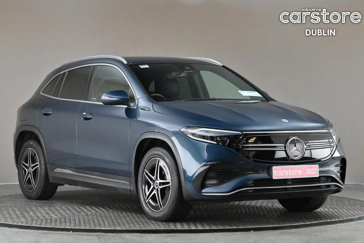 Mercedes-Benz EQA 300 AMG LINE 4MATIC 66.5 KWH - Image 1
