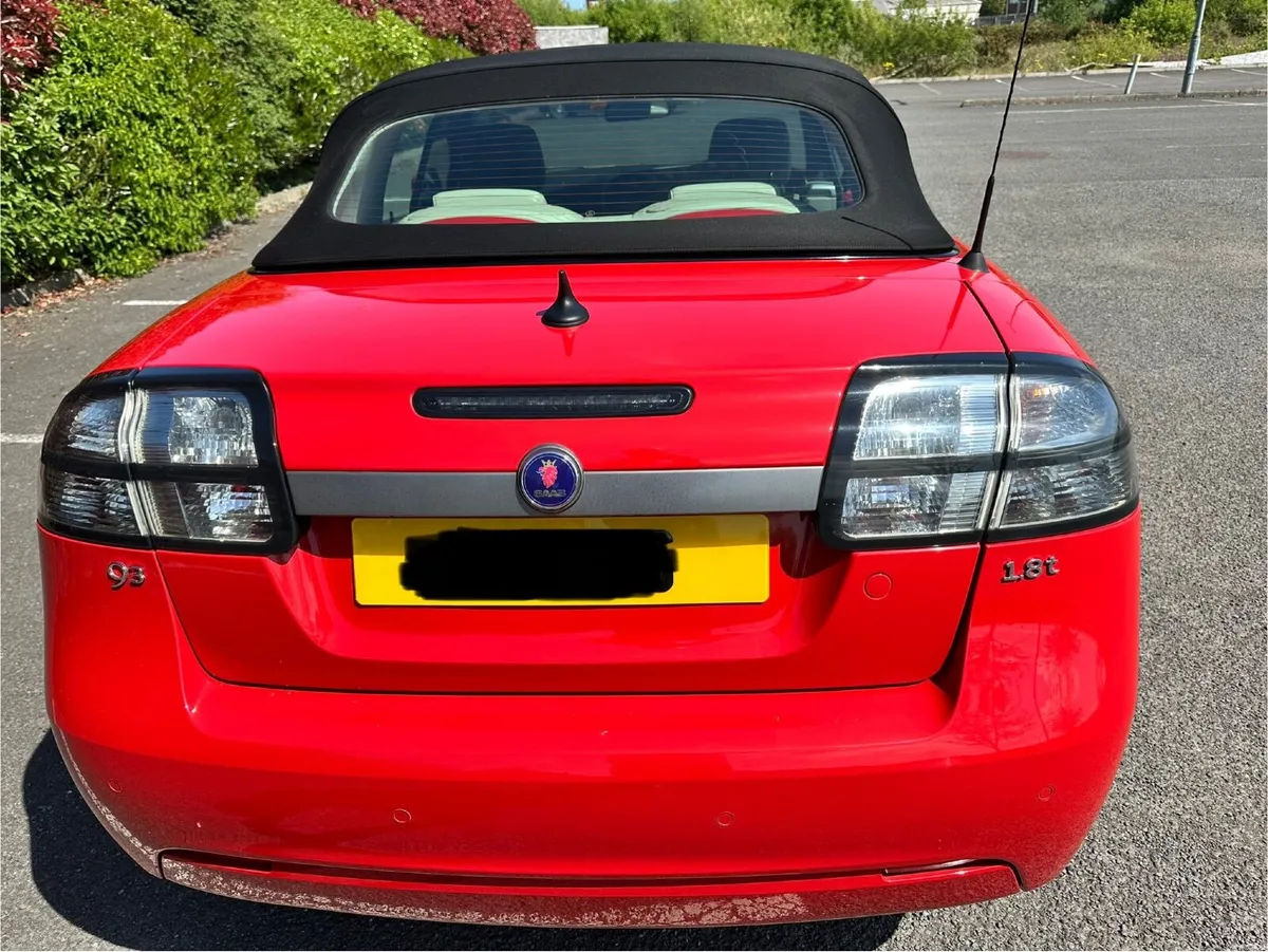 Saab 9-3 2011 - Image 1