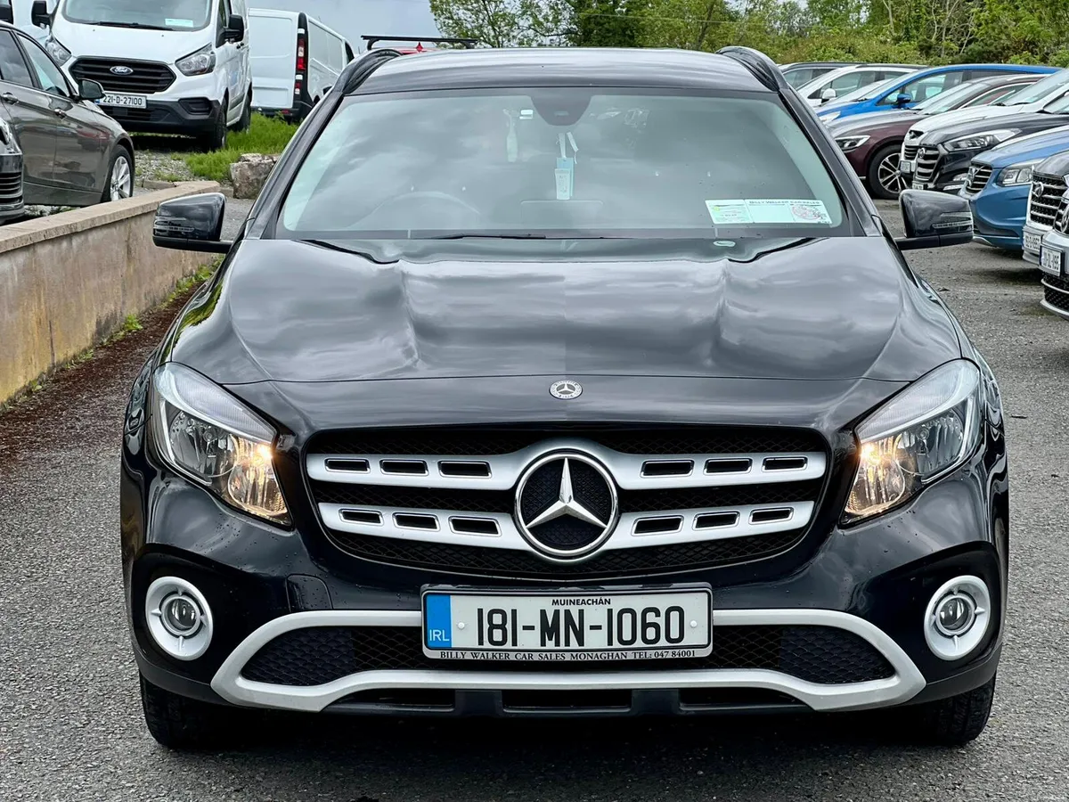 Mercedes-Benz GLA 2018 low klms - Image 4