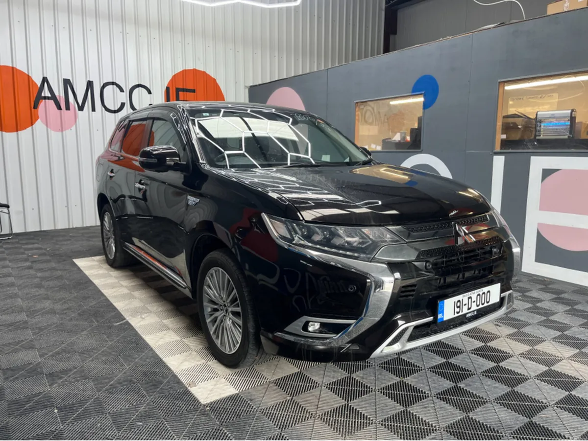 Mitsubishi Outlander 2019 MITSUBISHI OUTLANDER G P - Image 1