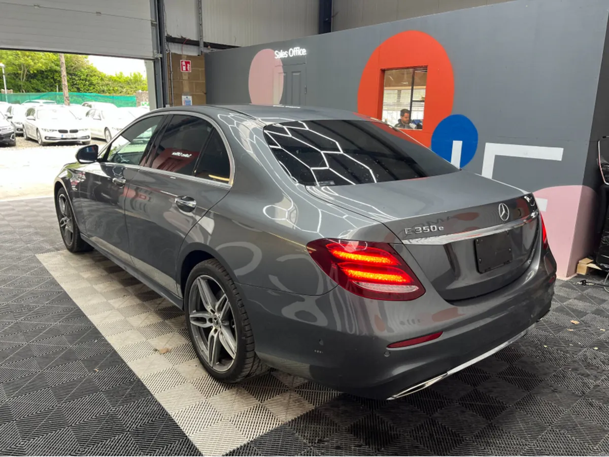 Mercedes-Benz E-Class 2019 MERCEDES-BENZ E350E AVA - Image 4