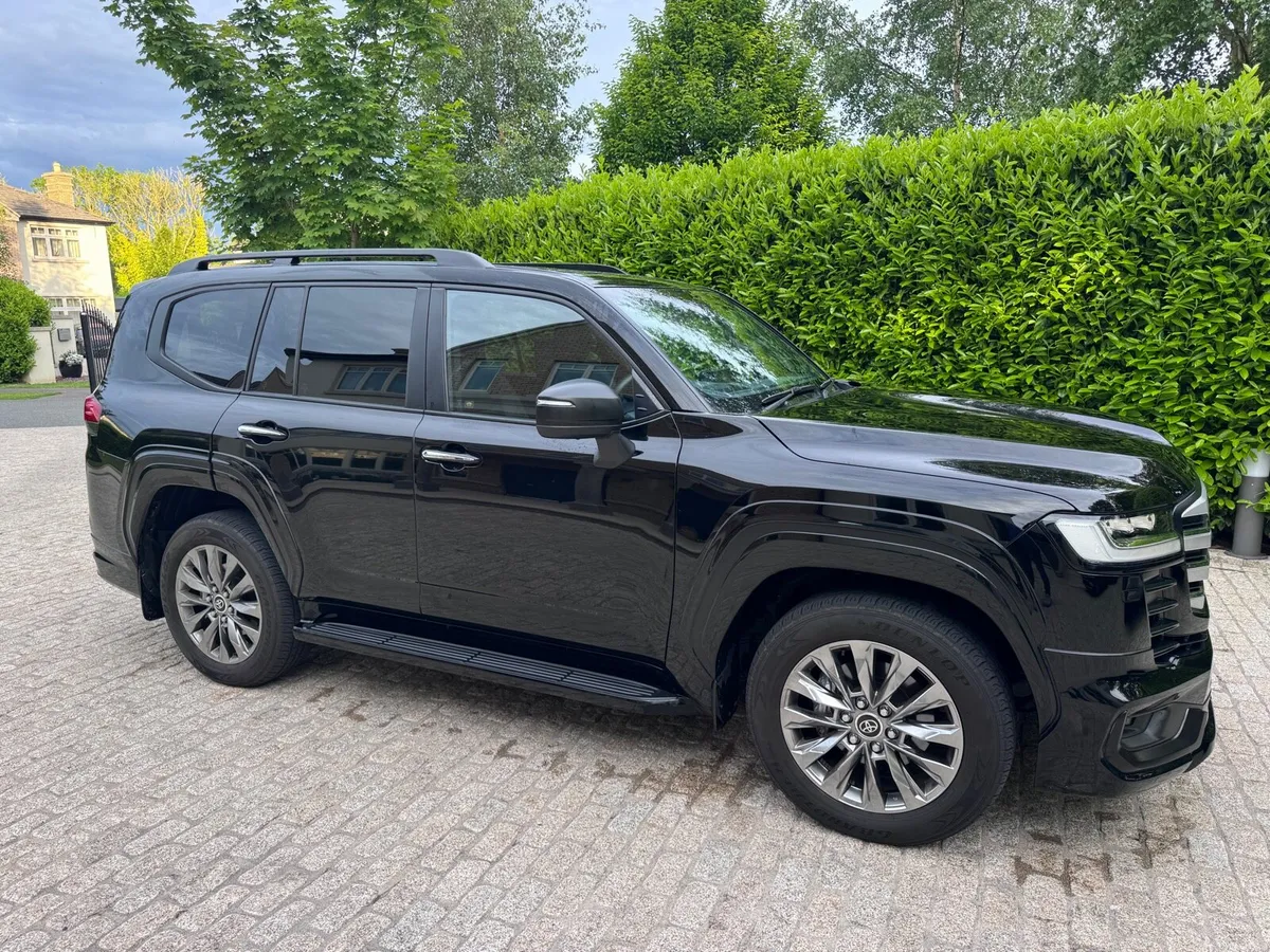 Toyota landcruiser - Image 4