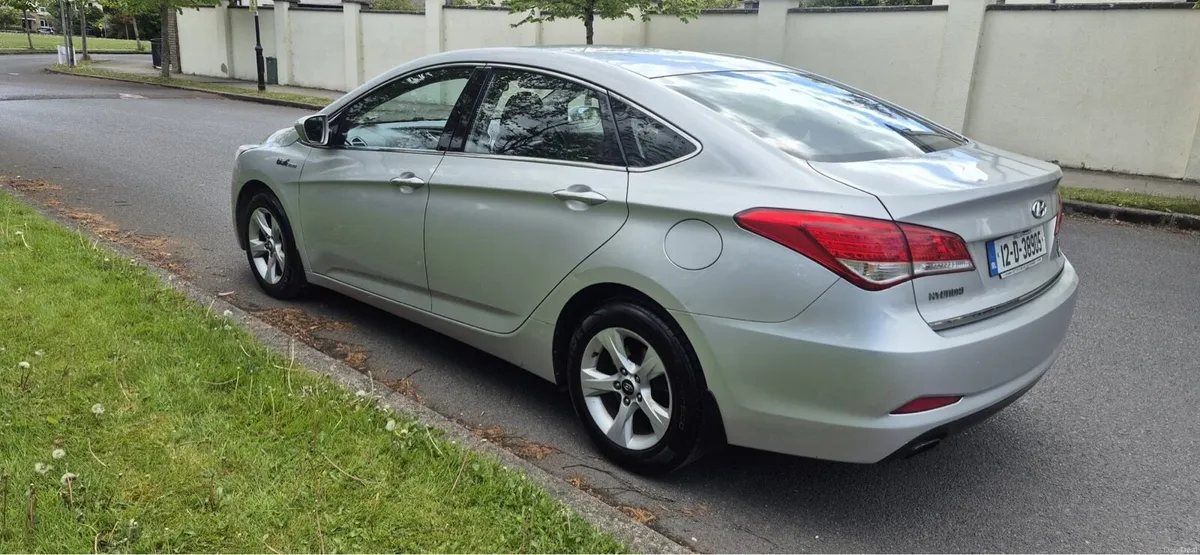 12 Hyundai i40 NEW NCT 05/27 - Image 4
