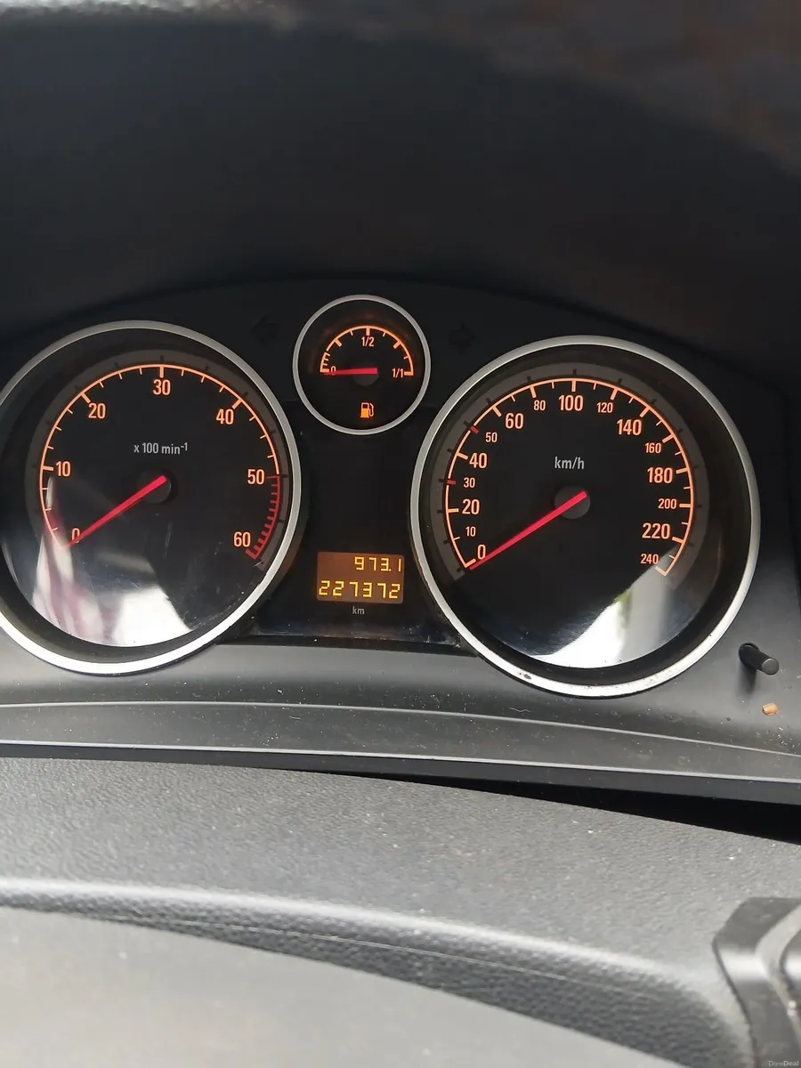 Opel Zafira 2014 - Image 3