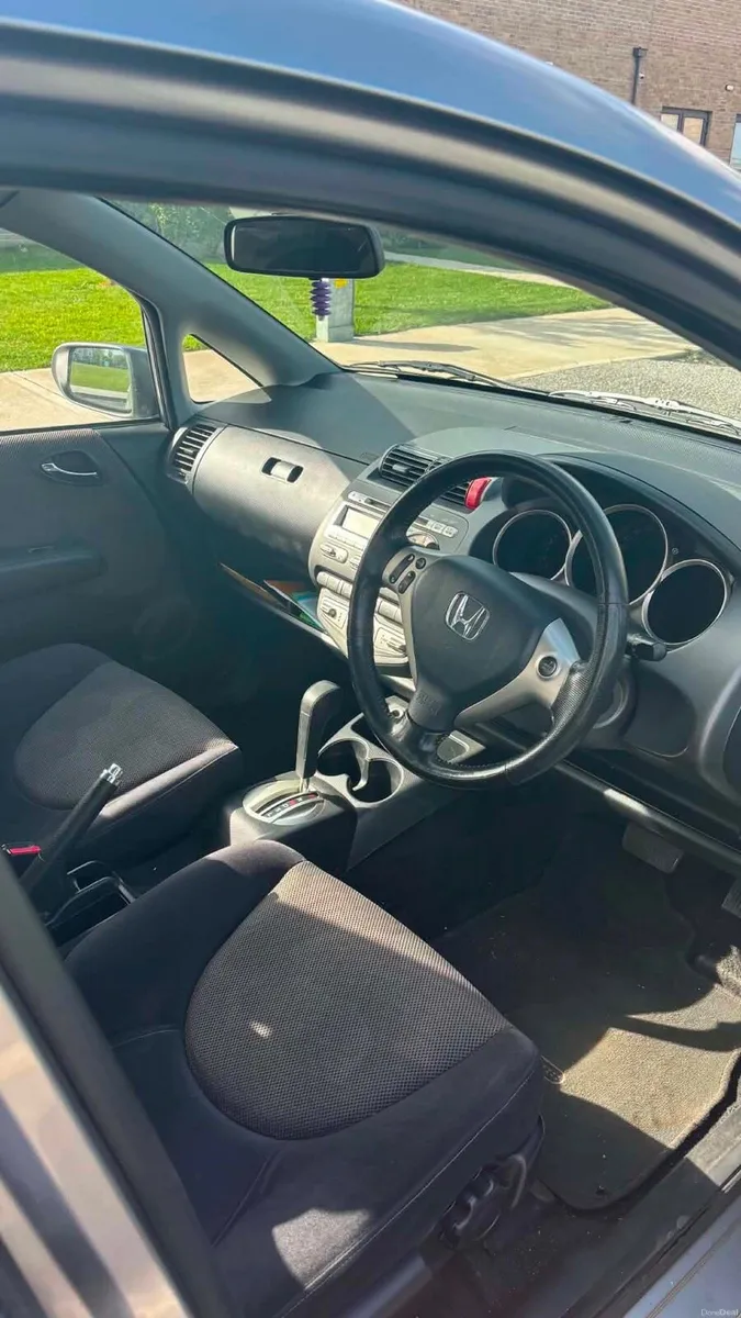 AUTOMATIC HONDA JAZZ - Image 1