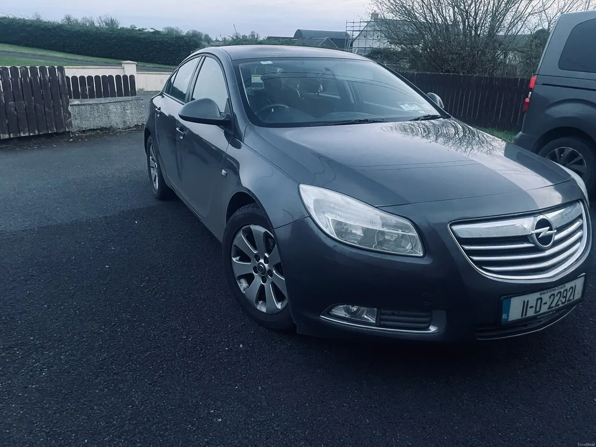 2011 INSIGNIA AUTOMATIC NCTD - Image 1