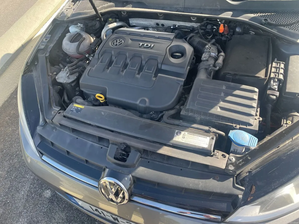 Volkswagen Golf 2014 - Image 3