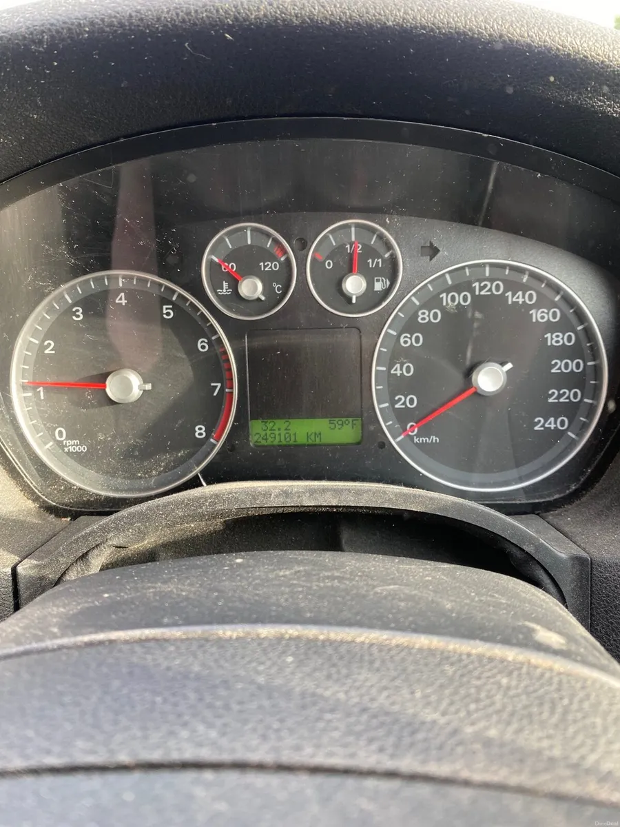 Ford Focus 2008 - Image 2