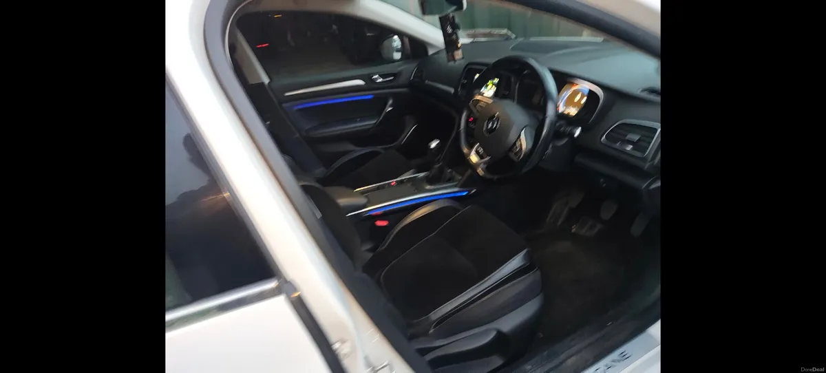 2017  RENAULT MEGAN GT TOURER 1.5 DCI ESTATE - Image 3