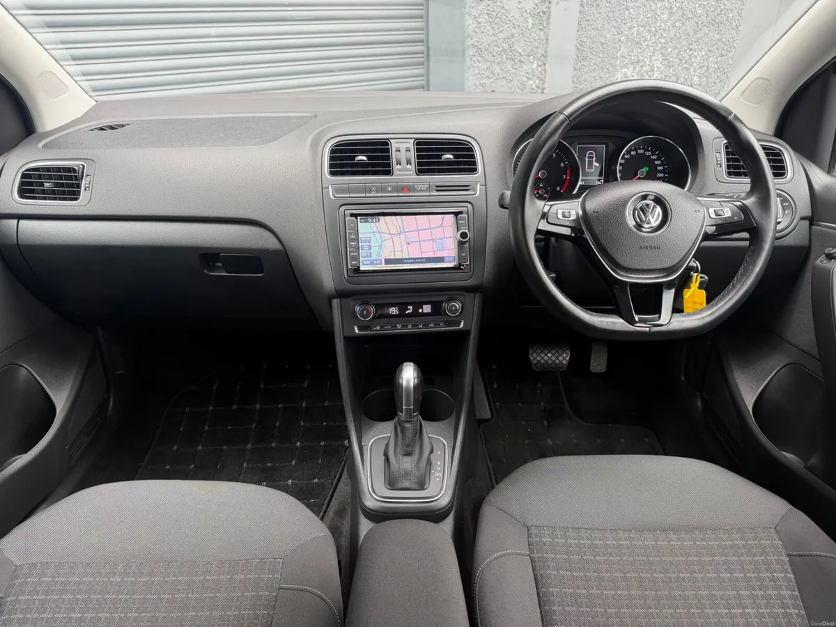 Volkswagen Polo 1.2 Comfortline Auto - Image 5