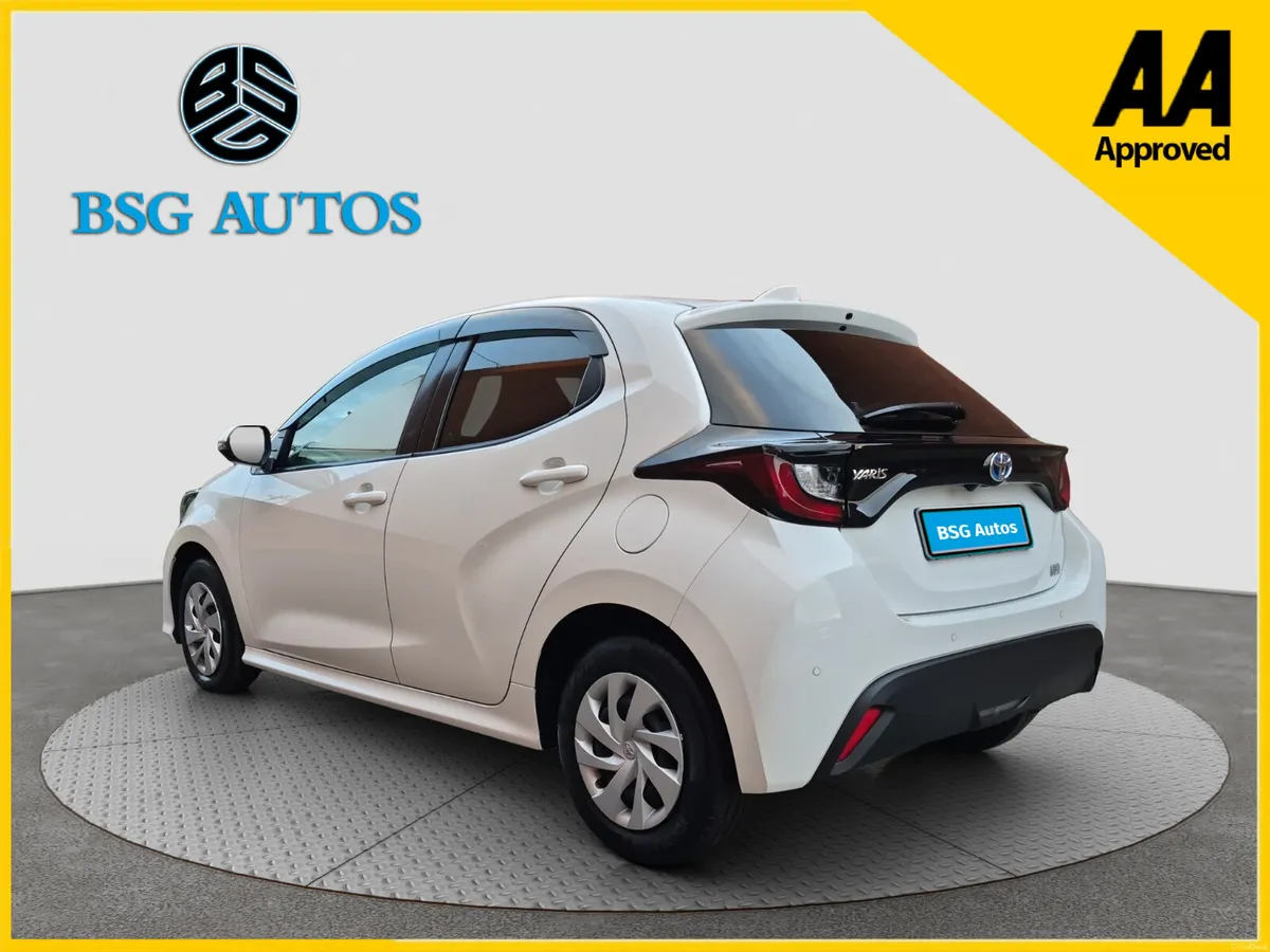 2020 TOYOTA YARIS 1.5 PETROL HYBRID AUTO *FINANCE* - Image 6