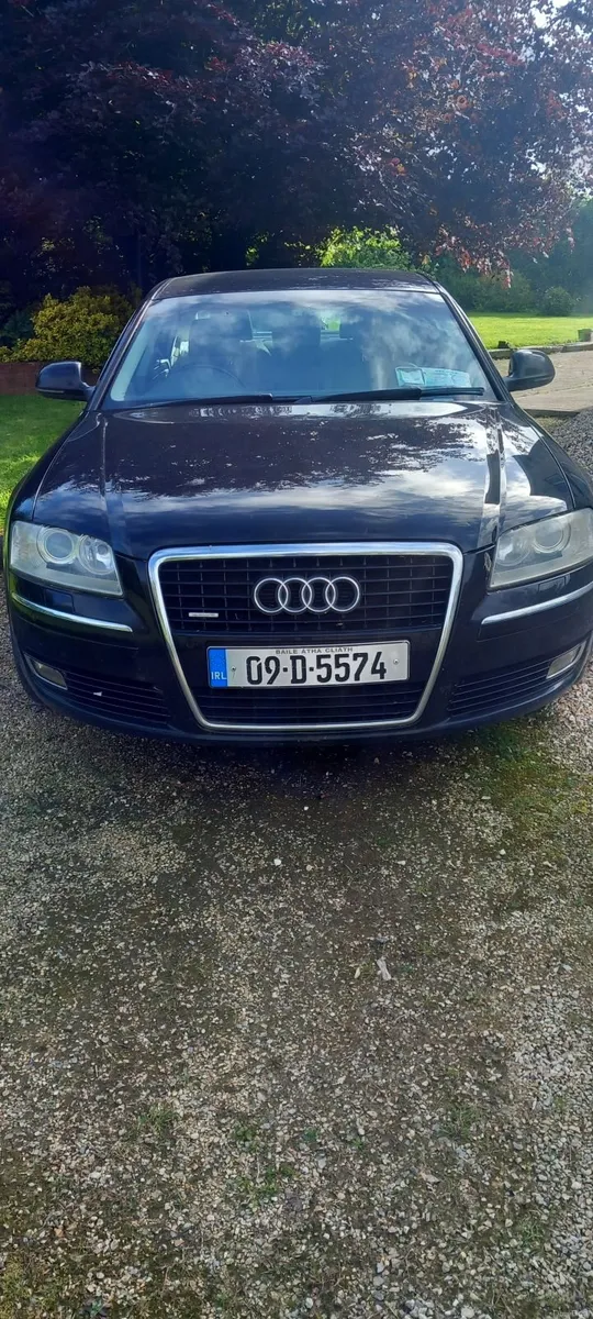 Audi A8 2009 - Image 1