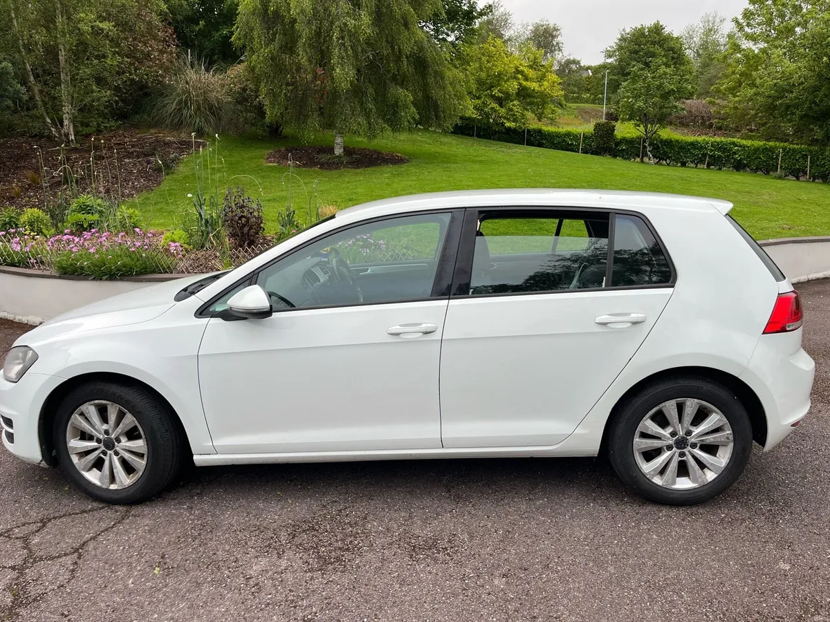 Volkswagen Golf - Image 3