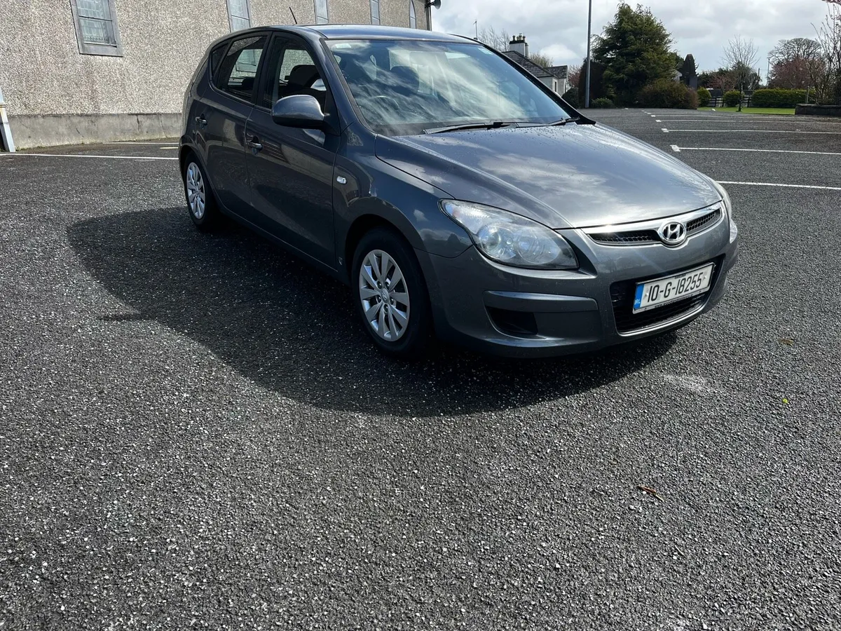 2010 Hyundai i30 1.6 diesel - Image 1