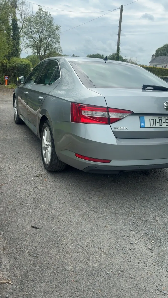 🌟 Skoda Superb 🌟 Tax & Nct - Image 4