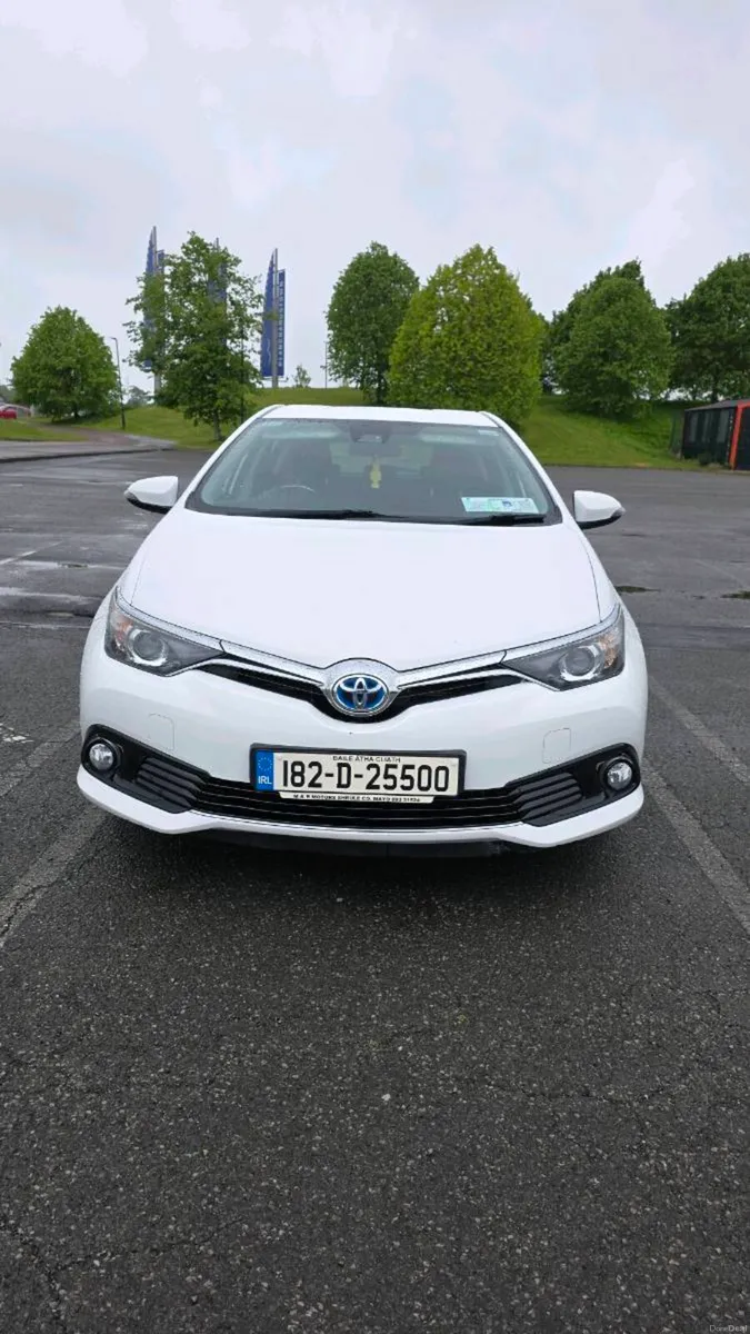 Toyota Auris Hybrid 1.8. 2018 - Image 5