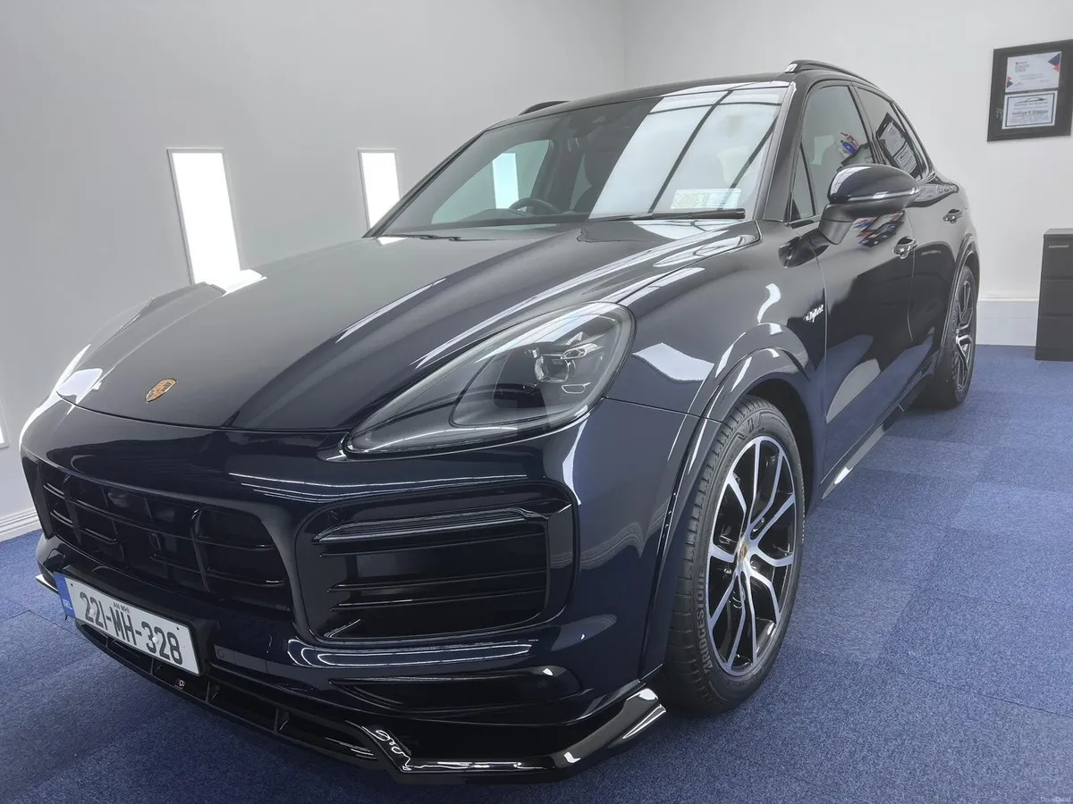 2022 Porshe cayenne 3.0 petrol hybrid 460bhp - Image 1