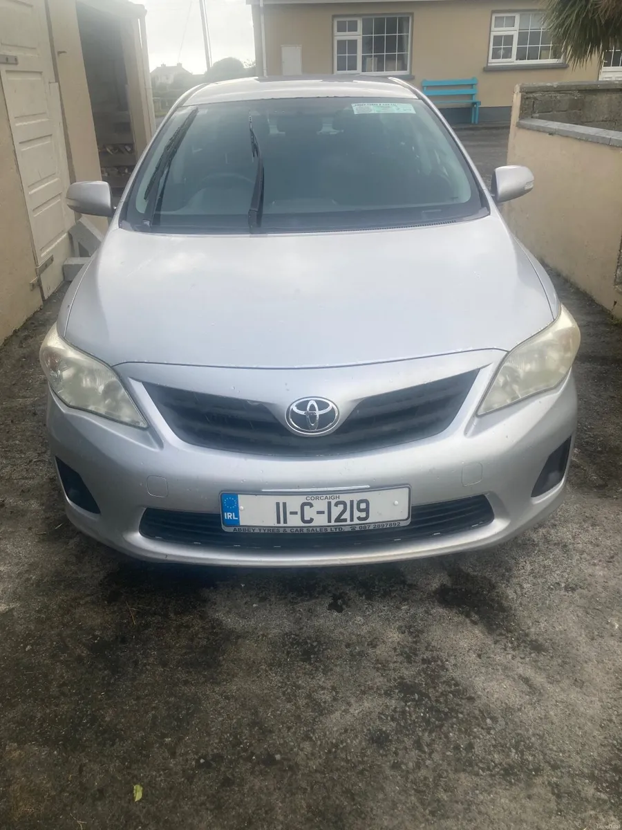 Toyota Corolla 2011 - Image 3