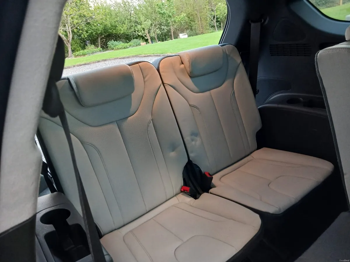 Hyundai Santa Fe Phev - Image 6