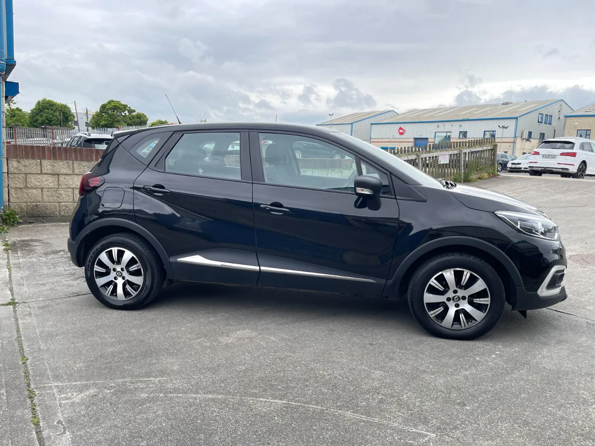 2019,Renault Captur Play TCE 90 MY18 4DR,New Nct - Image 4