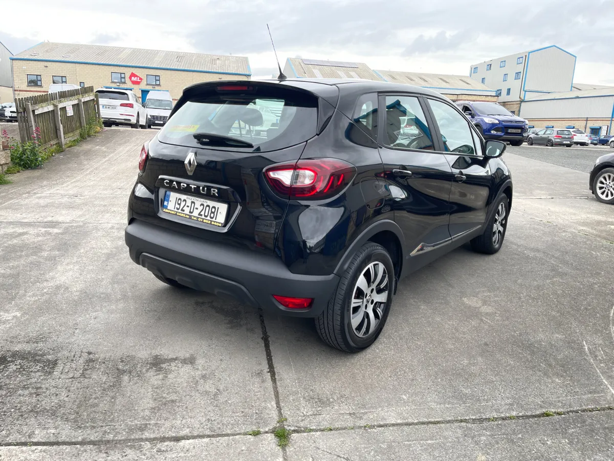 2019,Renault Captur Play TCE 90 MY18 4DR,New Nct - Image 5