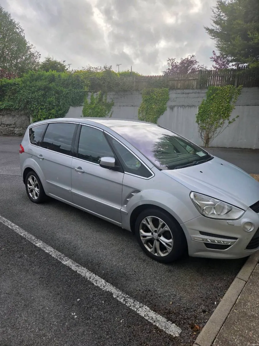 Ford s-max - Image 1