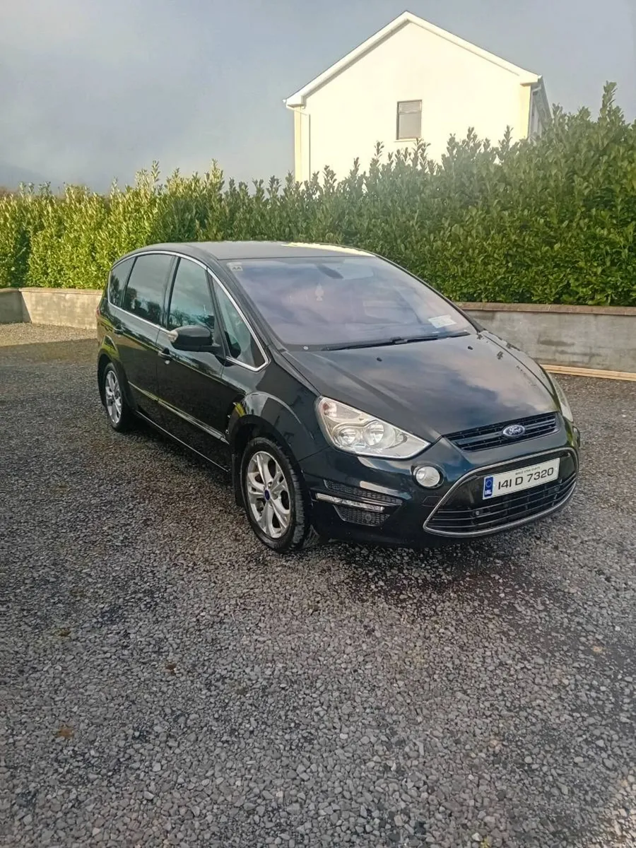 2.0L  Ford Smax - Image 4