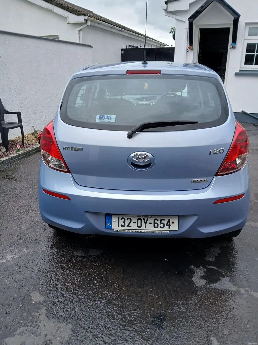 Hyundai i20 2013 - Image 2