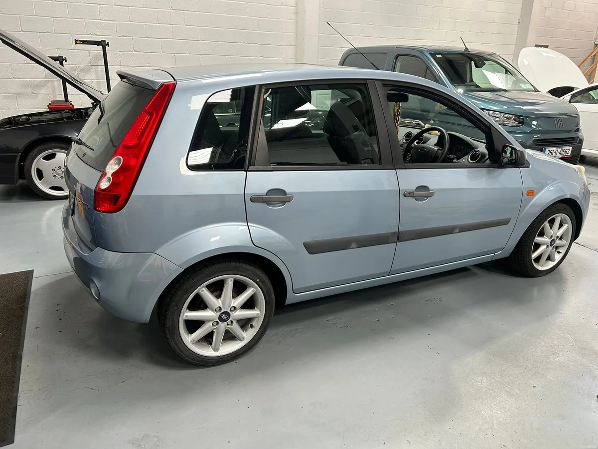 Ford fiesta taxed ncted low mileage - Image 4