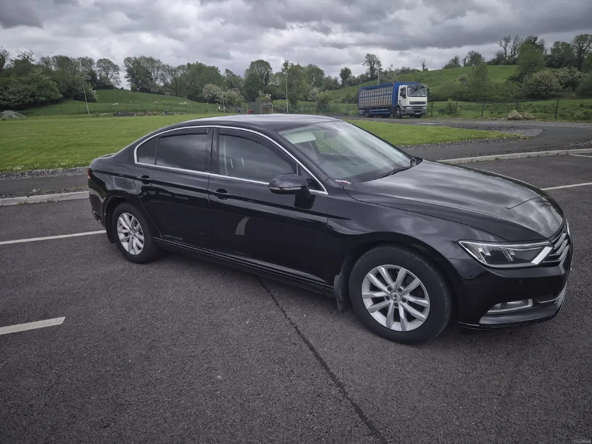 Volkswagen Passat 2015 - Image 3