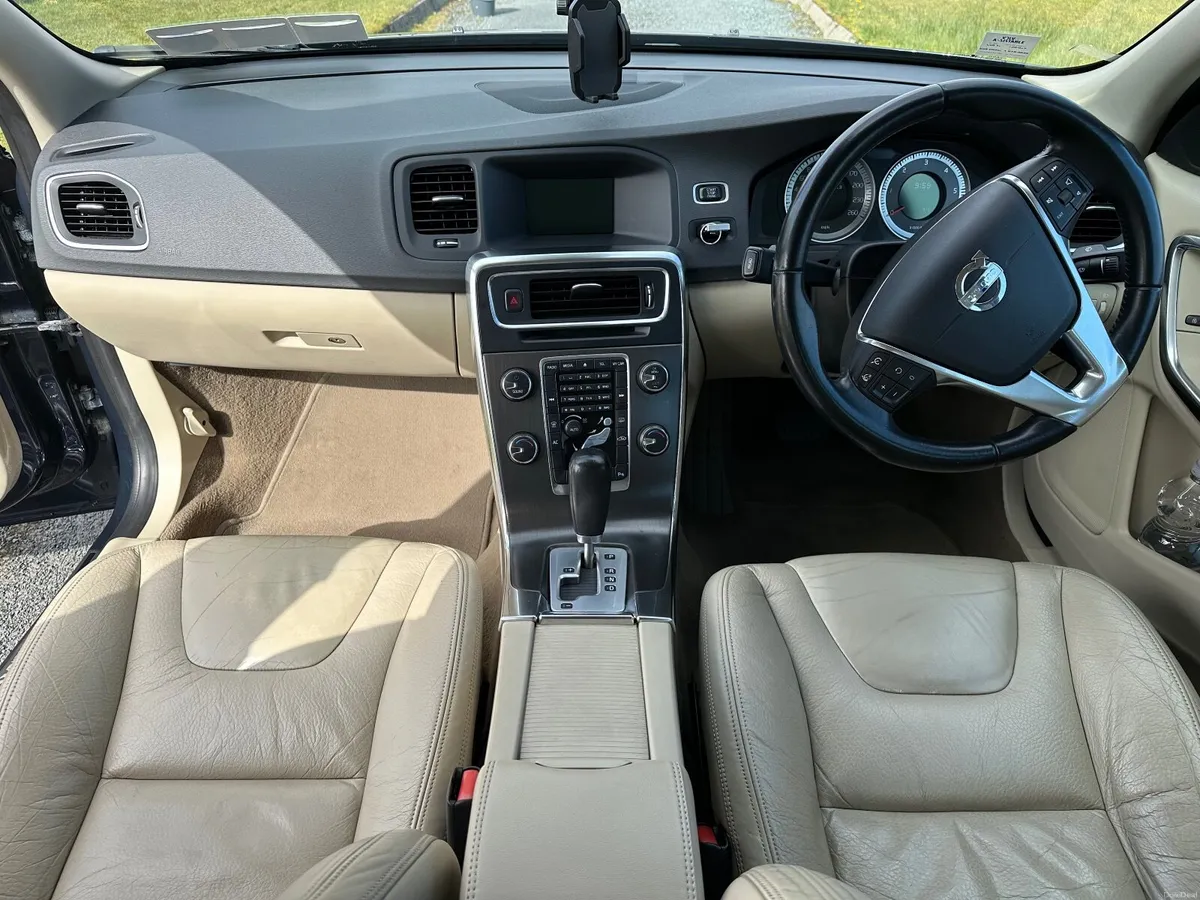 Volvo S60 2012 - Image 4