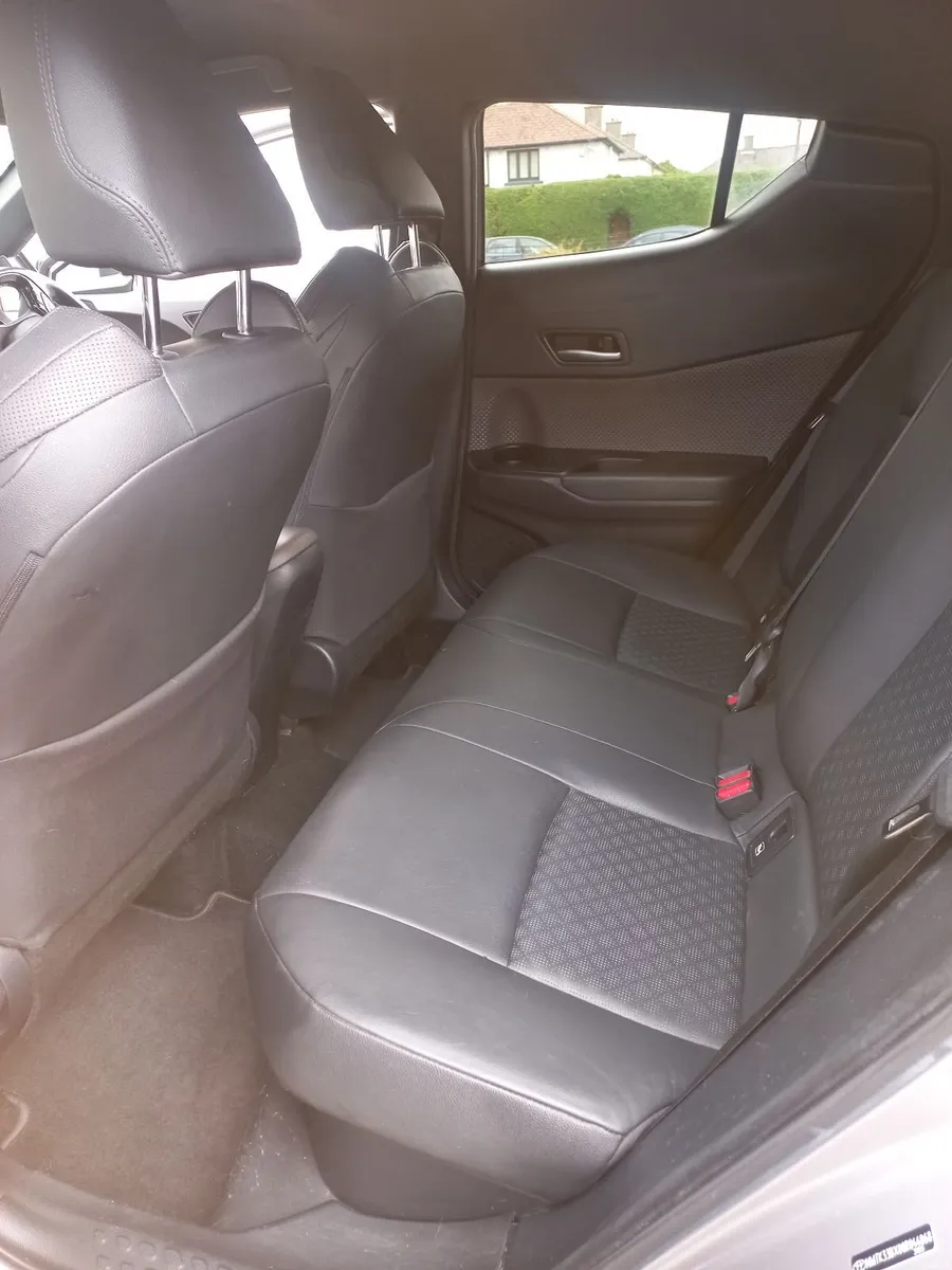 2020 Toyota C-HR Excel, Warranty, Service History - Image 3