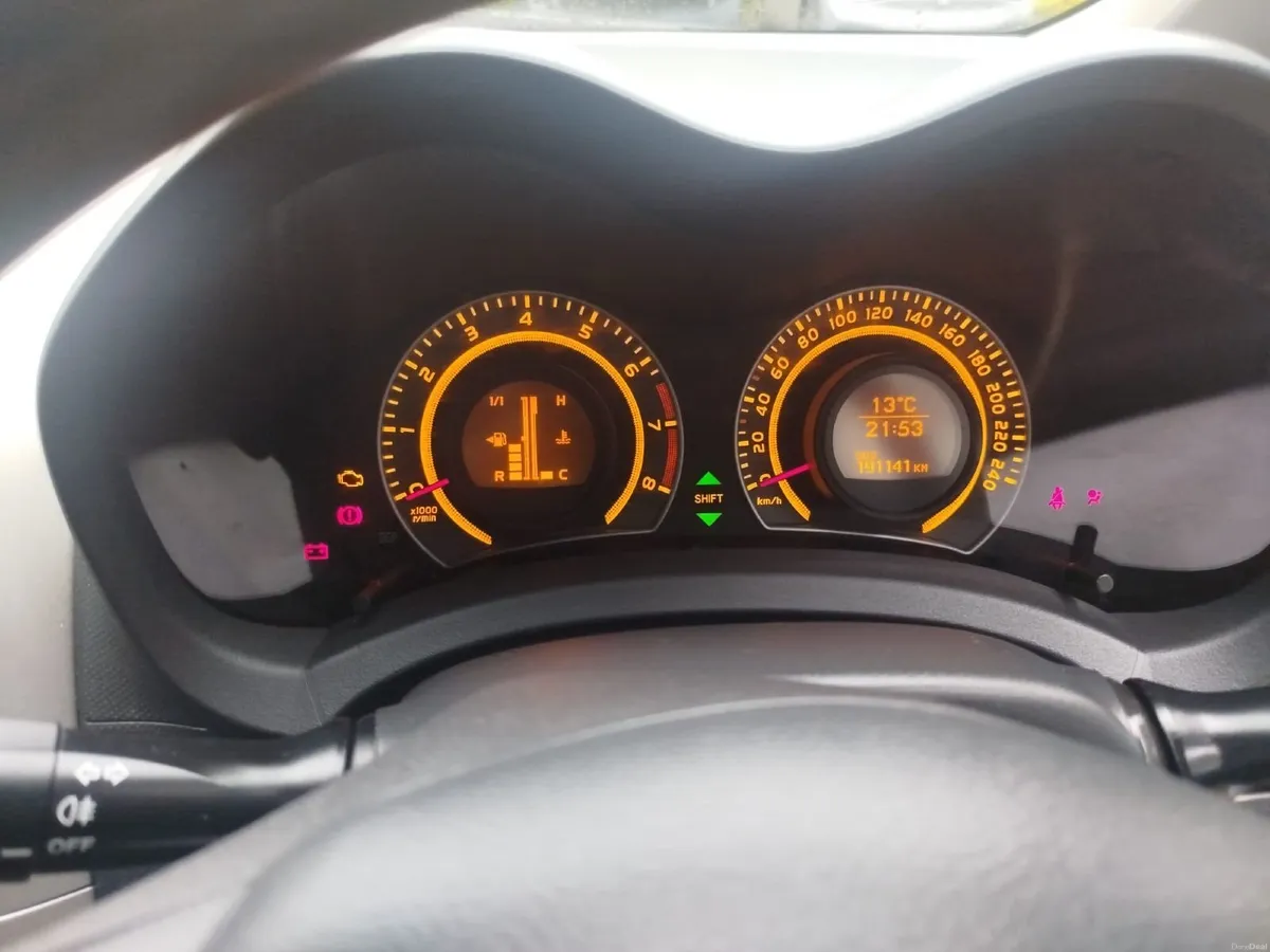 Toyota Auris 2008 - Image 1