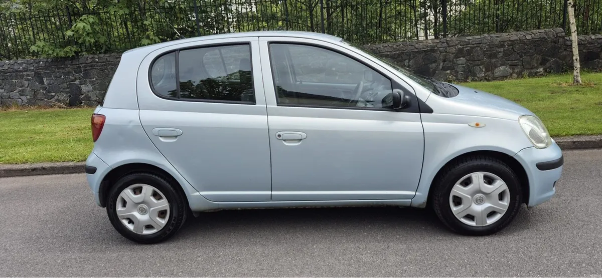 05 Toyota Yaris NEW NCT - Image 2
