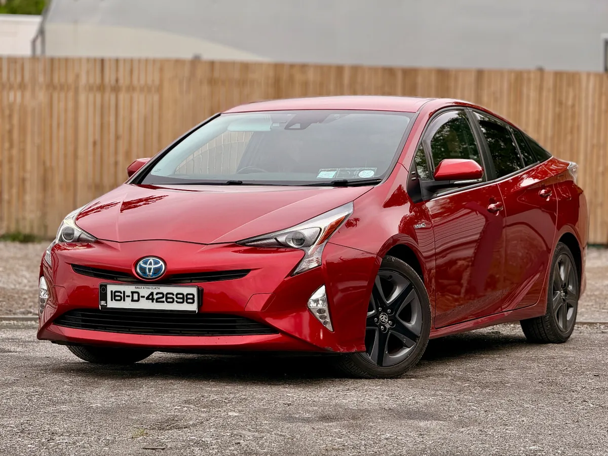 Toyota Prius 2016 1.8 Hybrid Luxury Premium - Image 1