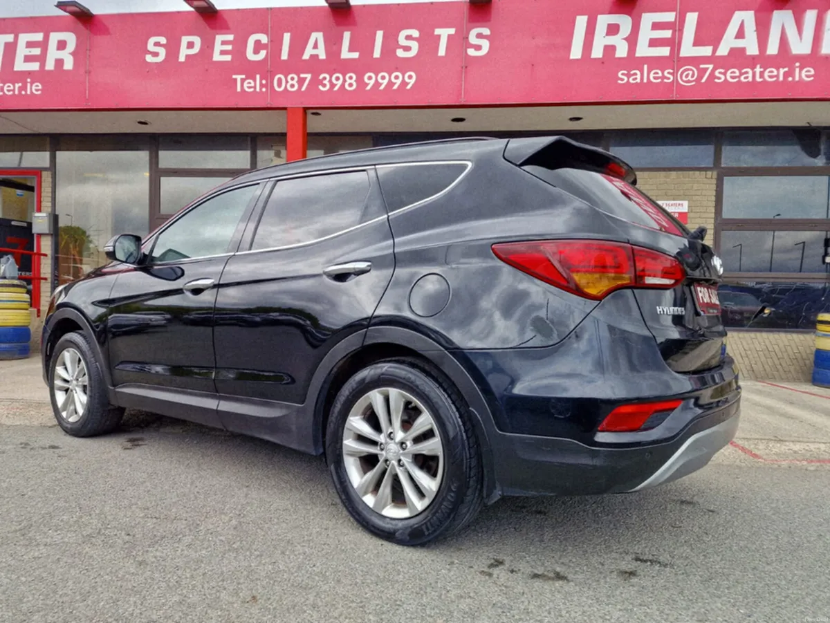 Hyundai Santa Fe PREMIUM 5DR AUTO - Image 3