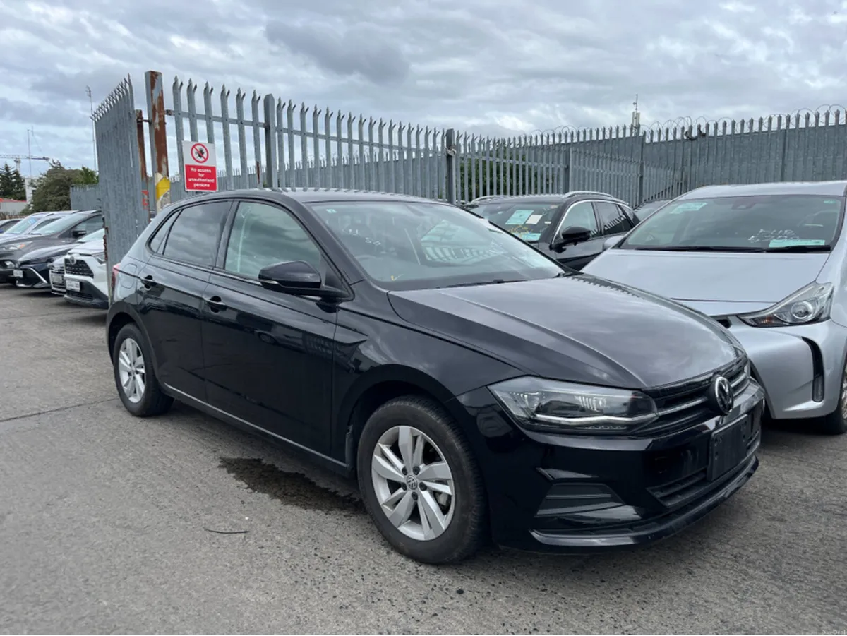 Volkswagen Polo COMFORTLINE AUTOMATIC 1.0 PETROL /