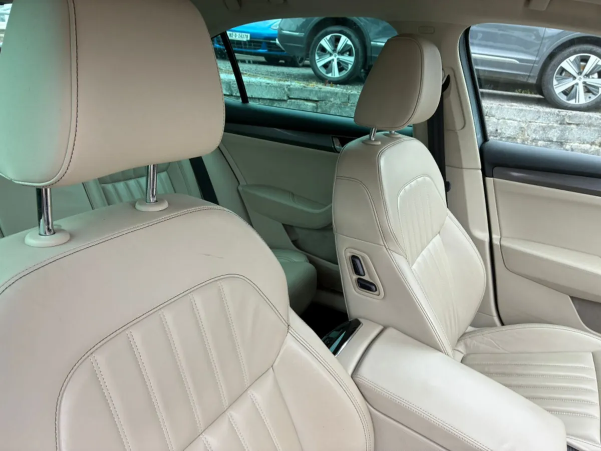 Skoda Superb STYLE 2.0 TDI 150 BHP - Image 5