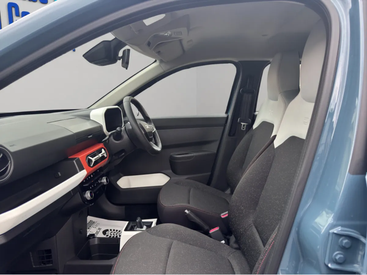 Dacia Spring EXPRESSION EV **** ONLY 2,500 KMS / 8 - Image 6