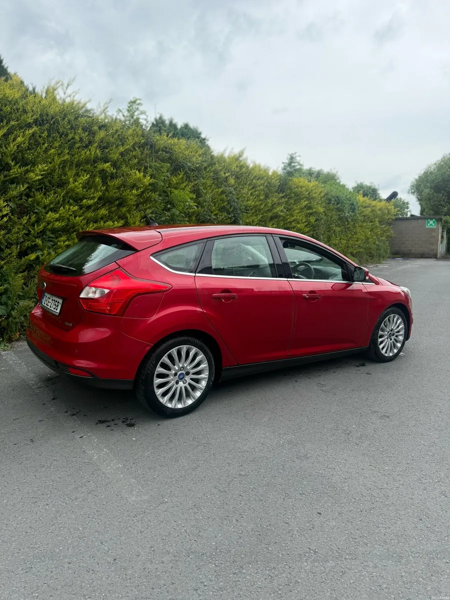 Ford Focus Titanium X - Image 2