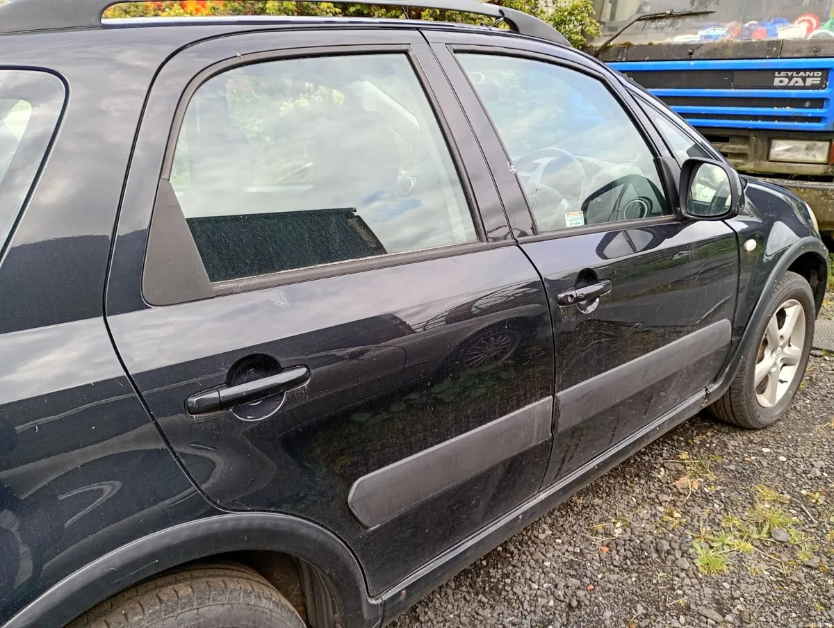 Suzuki SX4 2009 - Image 3