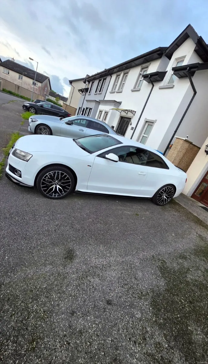 Audi A5 2011 - Image 1