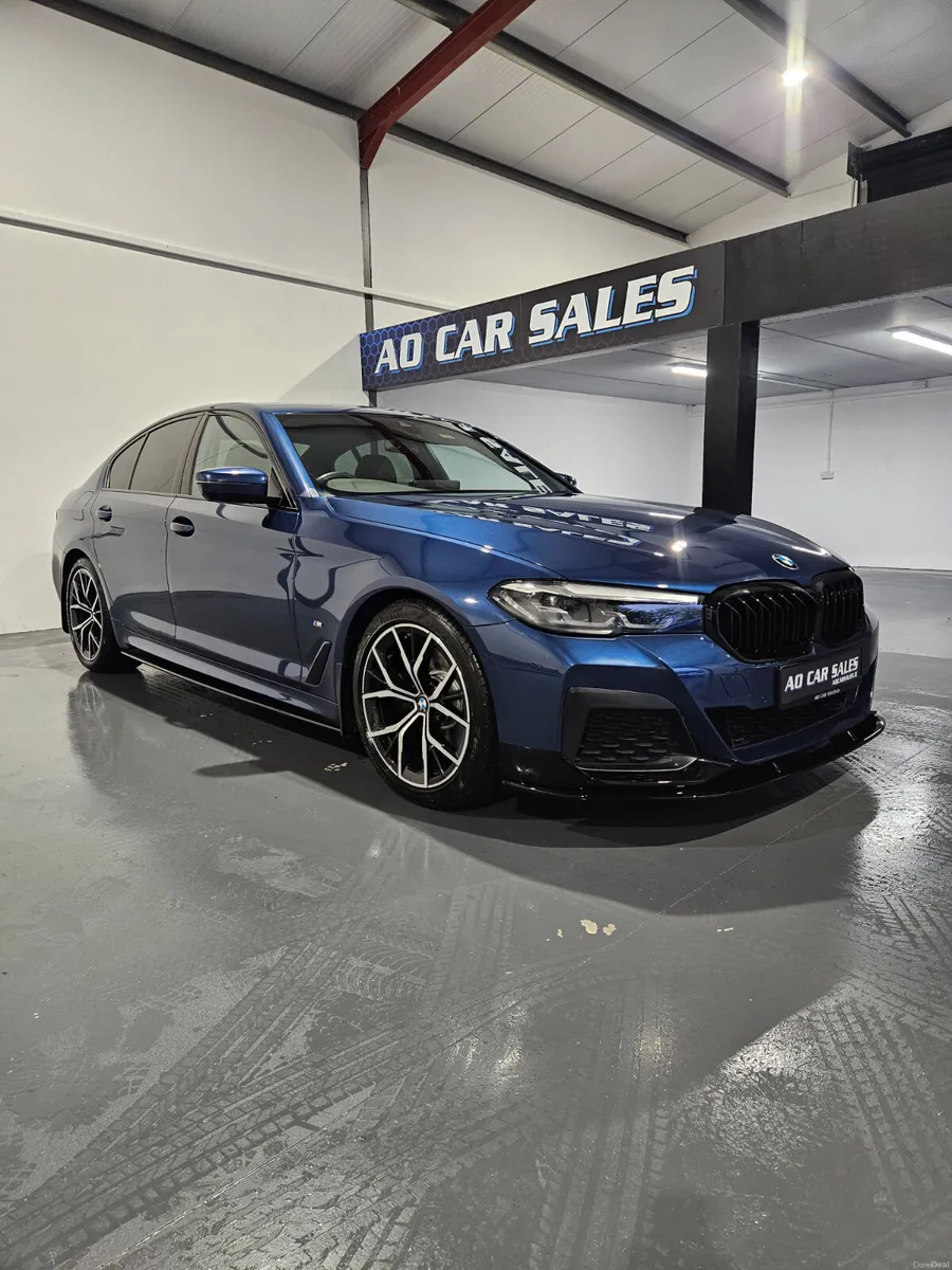 BMW 5-Series 2023 - Image 1