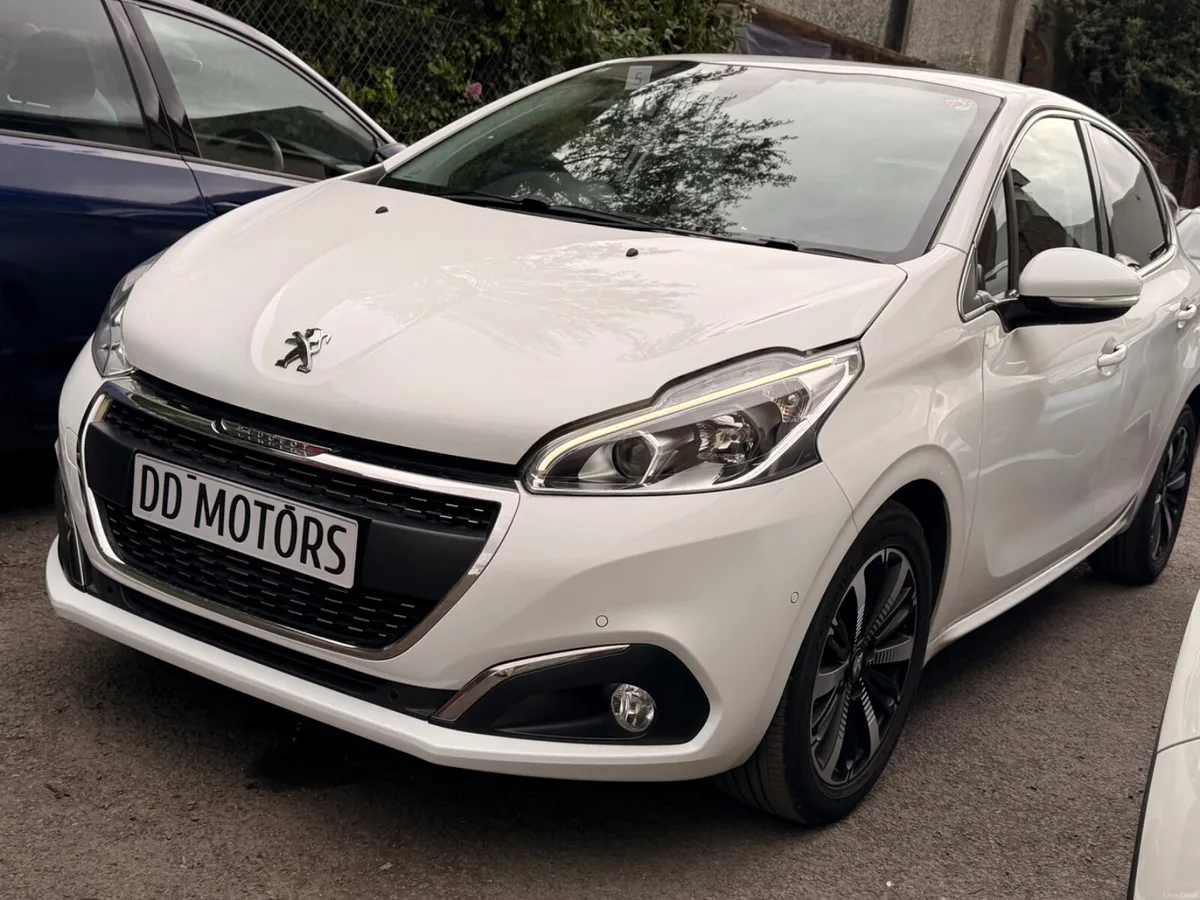 Peugeot 208 2020 1.2 Petrol Automatic - Image 1