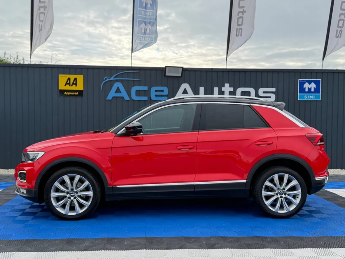 Volkswagen T-Roc SPORT - 2.0L DIESEL - AUTO - 12M - Image 4