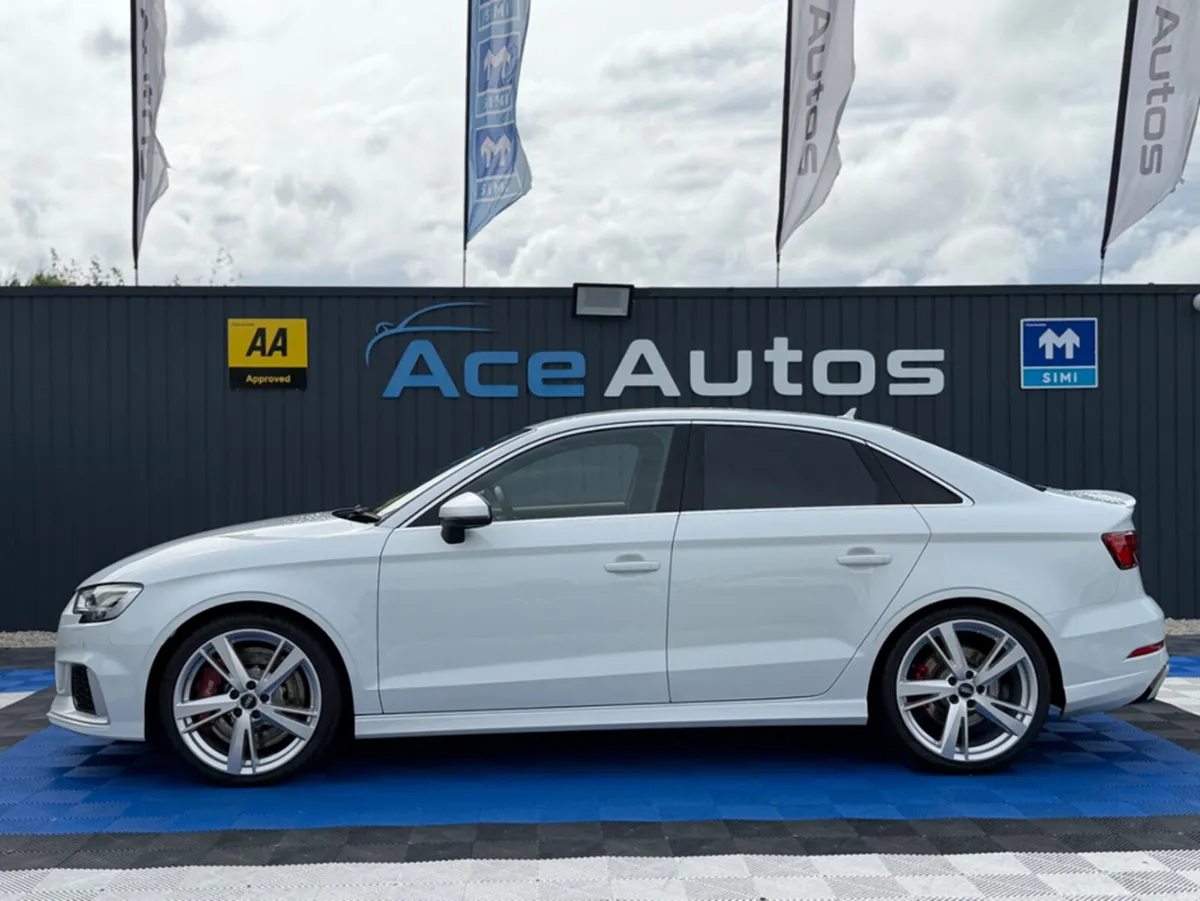 Audi RS3 2.5 PETROL QUATTRO **400 BHP**- AUTO - 12 - Image 4